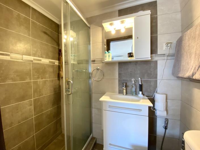 Image No.11-4 Bed Villa / Detached for sale