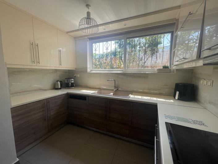 Image No.25-4 Bed Villa / Detached for sale