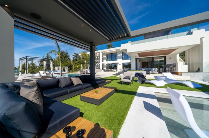 Image No.17-5 Bed Villa for sale