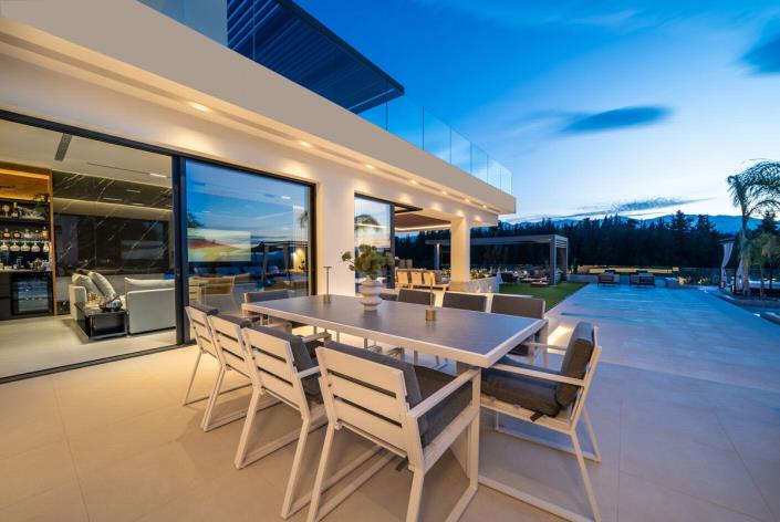 Image No.29-5 Bed Villa for sale