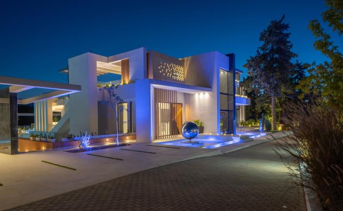 Image No.58-5 Bed Villa for sale