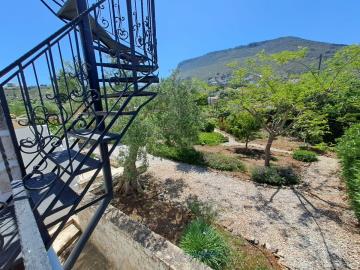 27de3799-c207-4db7-a0d7-584370b9fffc