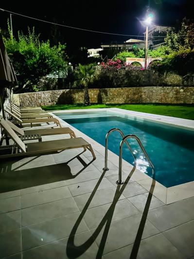 Image No.3-10 Bed Hotel for sale