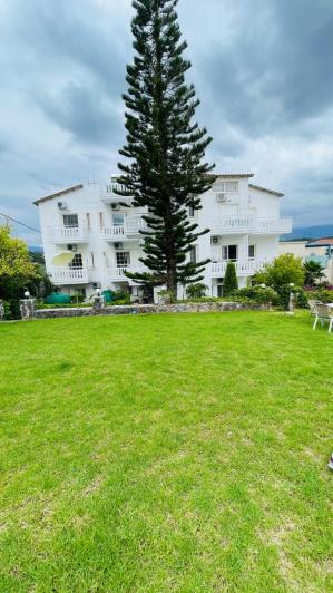 Image No.18-10 Bed Hotel for sale