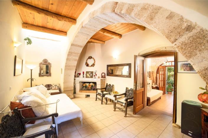 Image No.6-4 Bed Villa for sale