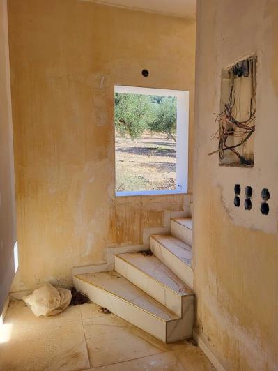 Image No.22-4 Bed House for sale