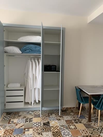 Image No.7-Un hôtel de 8 chambres à vendre à Almyrida