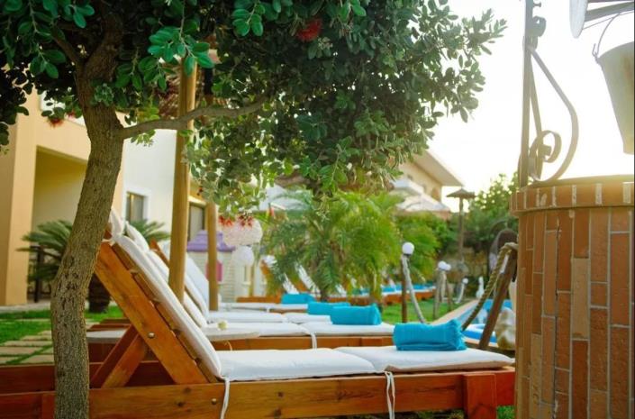 Image No.2-Un hôtel de 10 chambres à vendre à Kolymbari