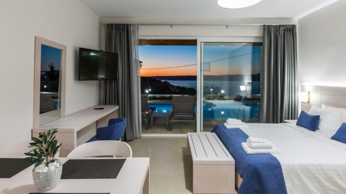 Image No.41-30 Bed House for sale