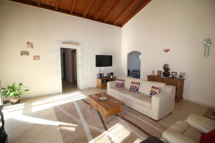 Image No.10-3 Bed Villa for sale