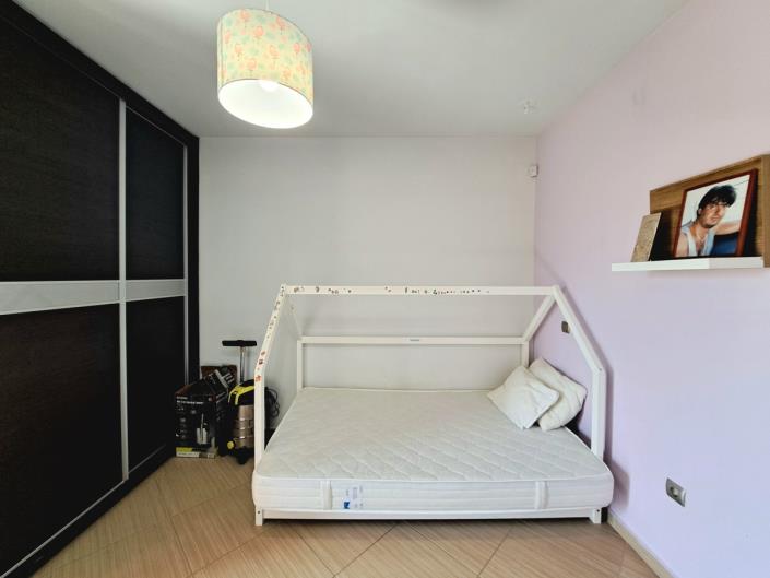 Image No.27-3 Bed Villa / Detached for sale