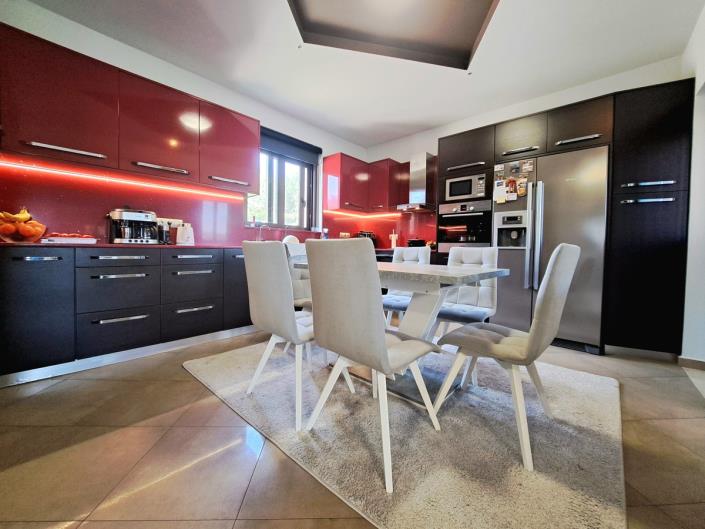 Image No.46-3 Bed Villa / Detached for sale