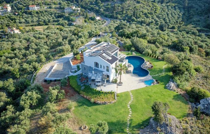 Image No.9-5 Bed Villa for sale