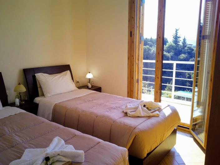 Image No.9-6 Bed Villa for sale