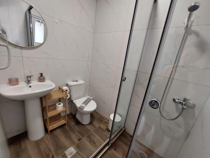 Image No.47-6 Bed Hotel for sale