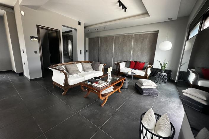 Image No.21-3 Bed Villa for sale