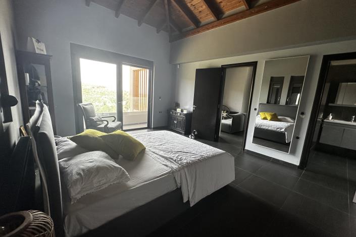 Image No.44-3 Bed Villa for sale