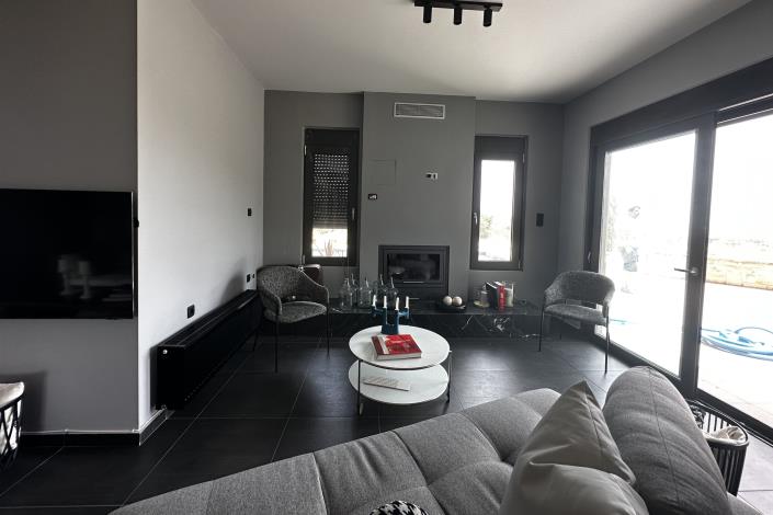 Image No.57-3 Bed Villa for sale