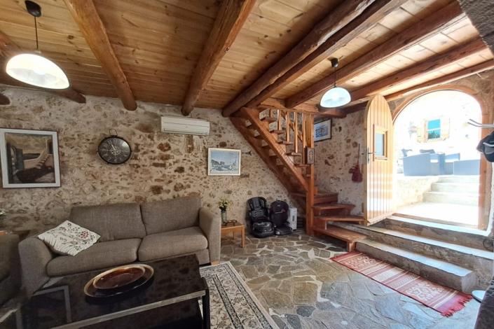 Image No.23-4 Bed Village House for sale