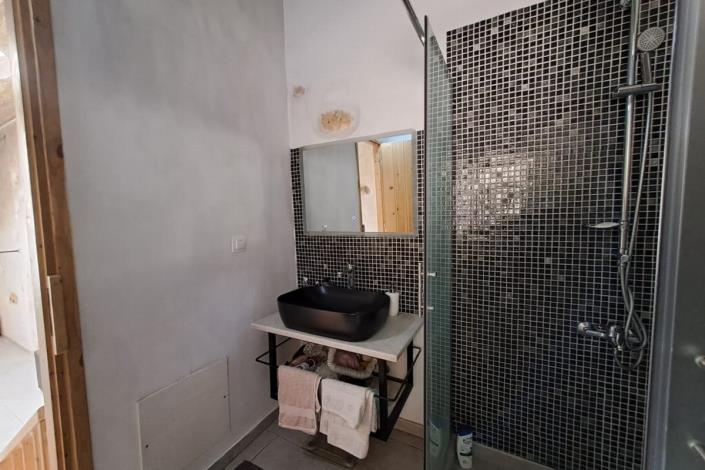 Image No.33-4 Bed Village House for sale