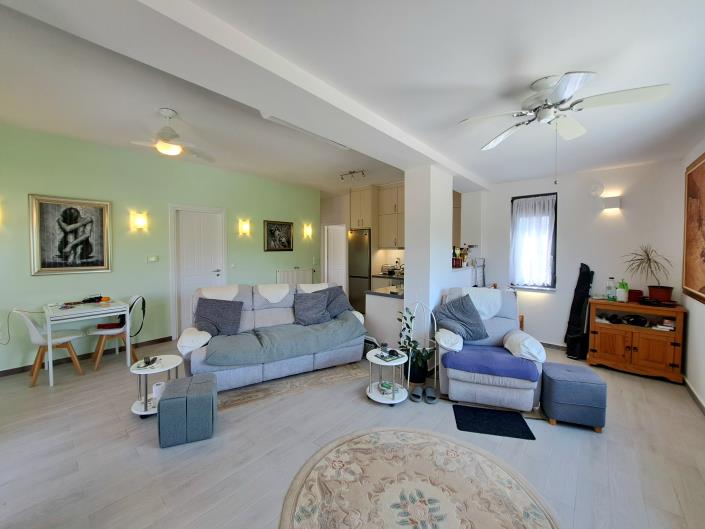 Image No.22-2 Bed House for sale