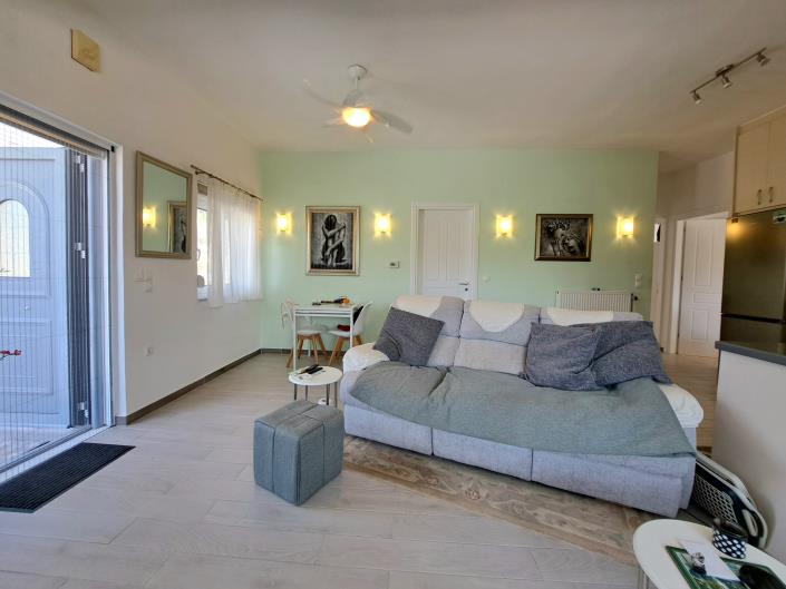 Image No.26-2 Bed House for sale