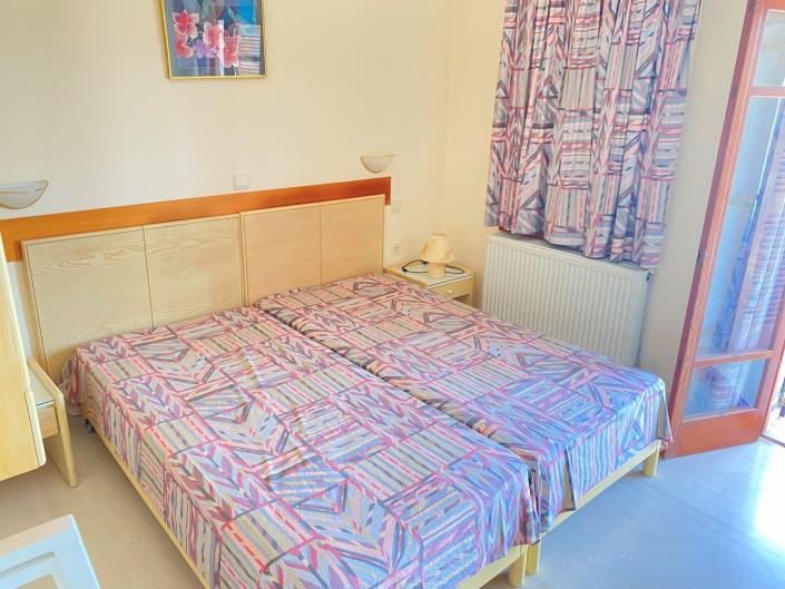 Image No.14-3 Bed Apartment for sale