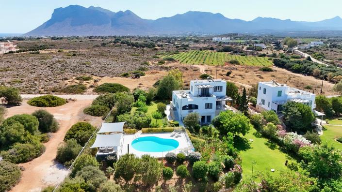 Image No.9-4 Bed Villa for sale