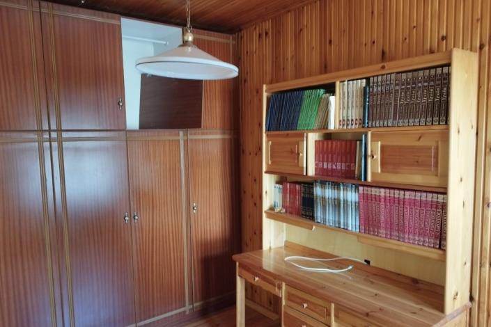 Image No.19-4 Bed House for sale