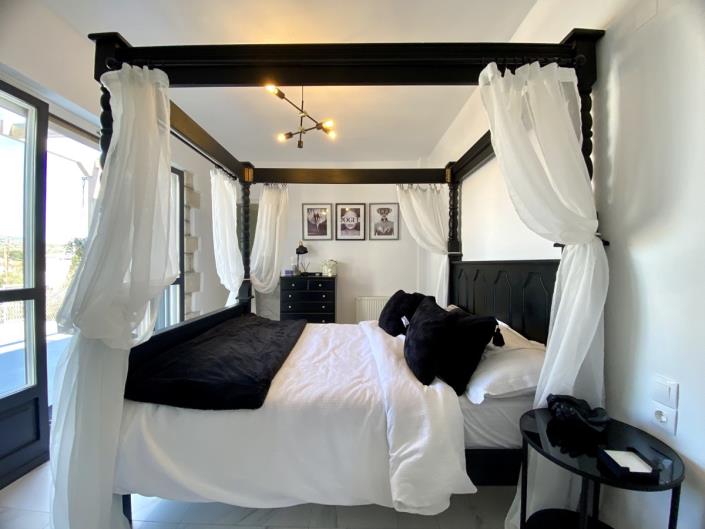 Image No.11-4 Bed Villa for sale