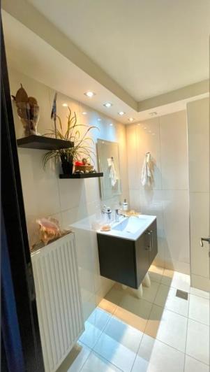 Image No.19-3 Bed Maisonette for sale