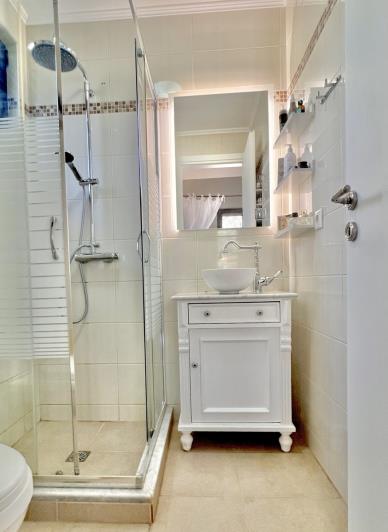 Image No.27-3 Bed Villa for sale