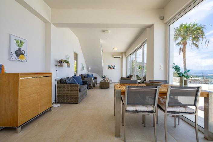 Image No.15-3 Bed Villa for sale