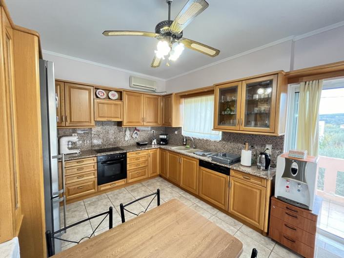 Image No.25-5 Bed House for sale