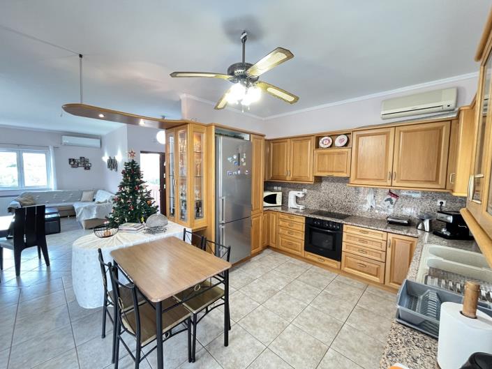 Image No.26-5 Bed House for sale