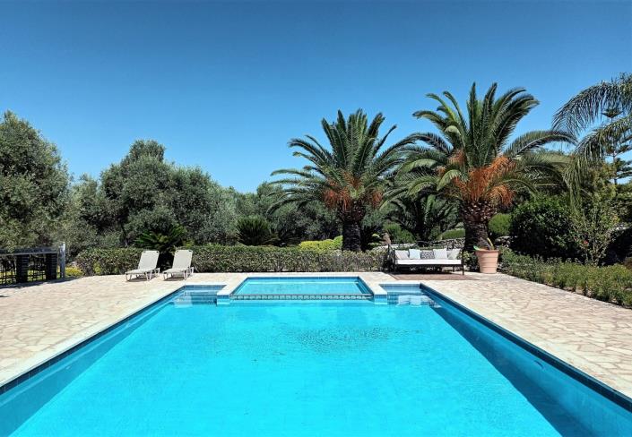 Image No.24-5 Bed Villa for sale