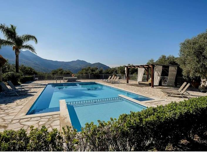 Image No.32-5 Bed Villa for sale