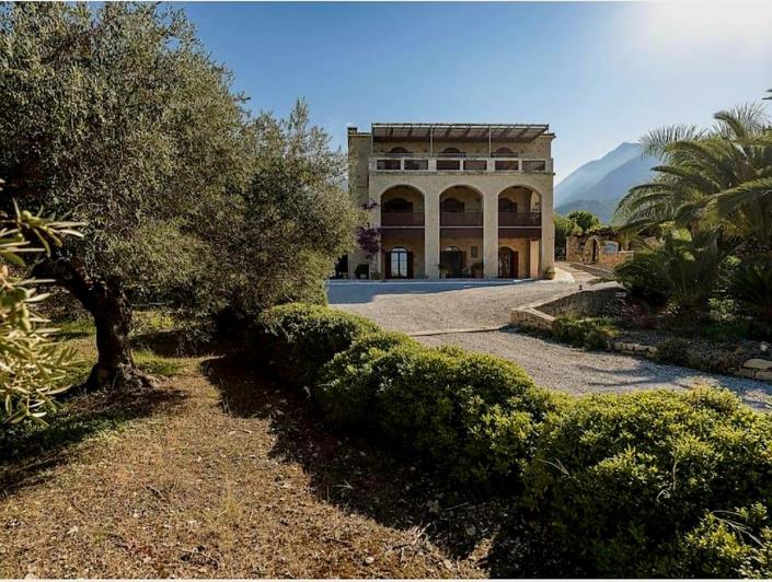 Image No.33-5 Bed Villa for sale