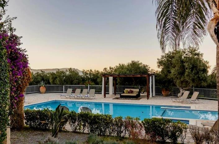 Image No.49-5 Bed Villa for sale