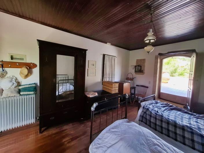 Image No.28-4 Bed House for sale