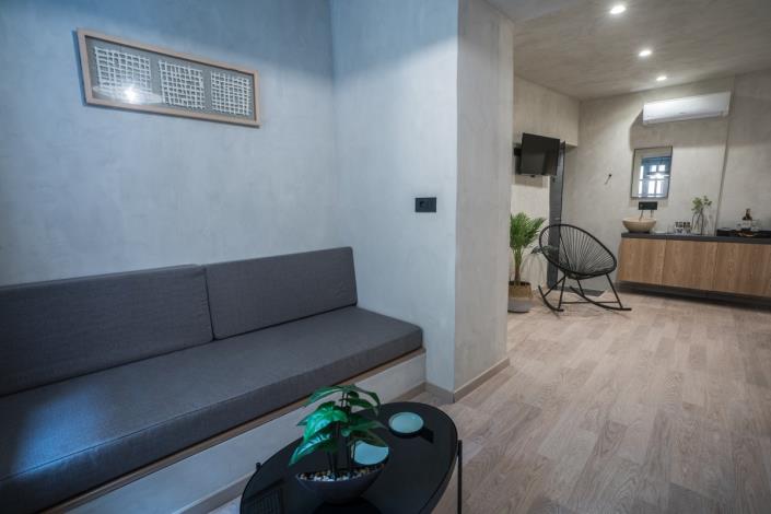 Image No.12-6 Bed Apartment for sale