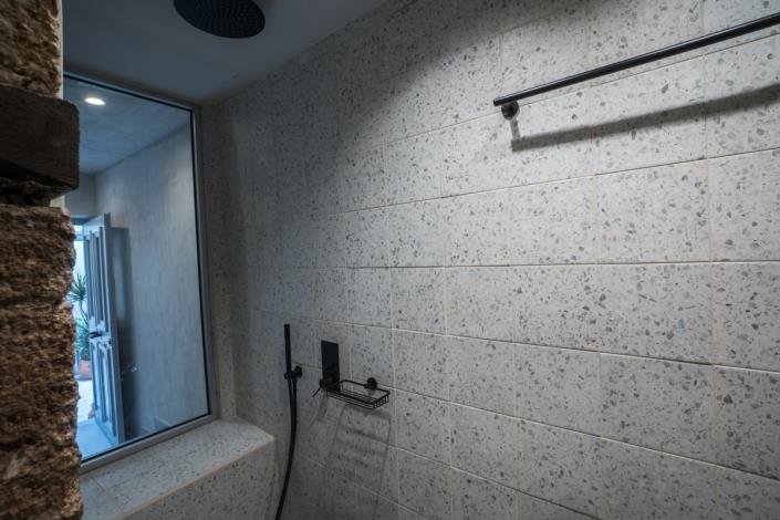 Image No.23-6 Bed Apartment for sale