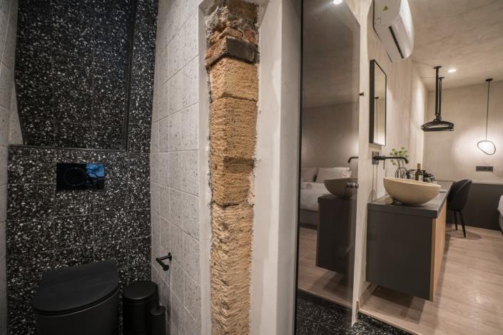 Image No.26-6 Bed Apartment for sale