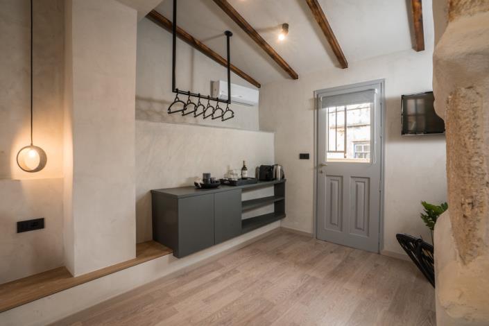 Image No.36-6 Bed Apartment for sale