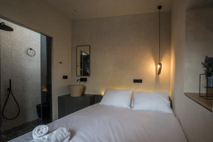 Image No.50-6 Bed Apartment for sale