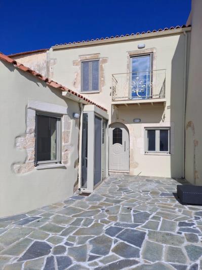 Image No.3-3 Bed House for sale