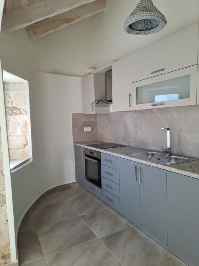 Image No.12-3 Bed House for sale