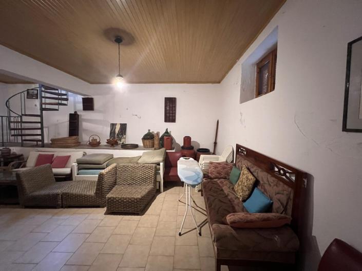 Image No.25-2 Bed Villa for sale