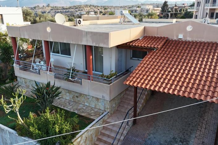 Image No.1-2 Bed House for sale