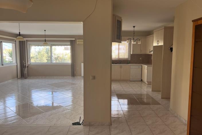 Image No.20-2 Bed House for sale